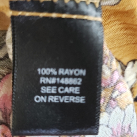 TORRID OFF THE SHOULDER TOP - Picture 11 of 11